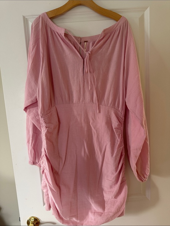 Free People Tops - Free People Light Pink Peasant Tunic